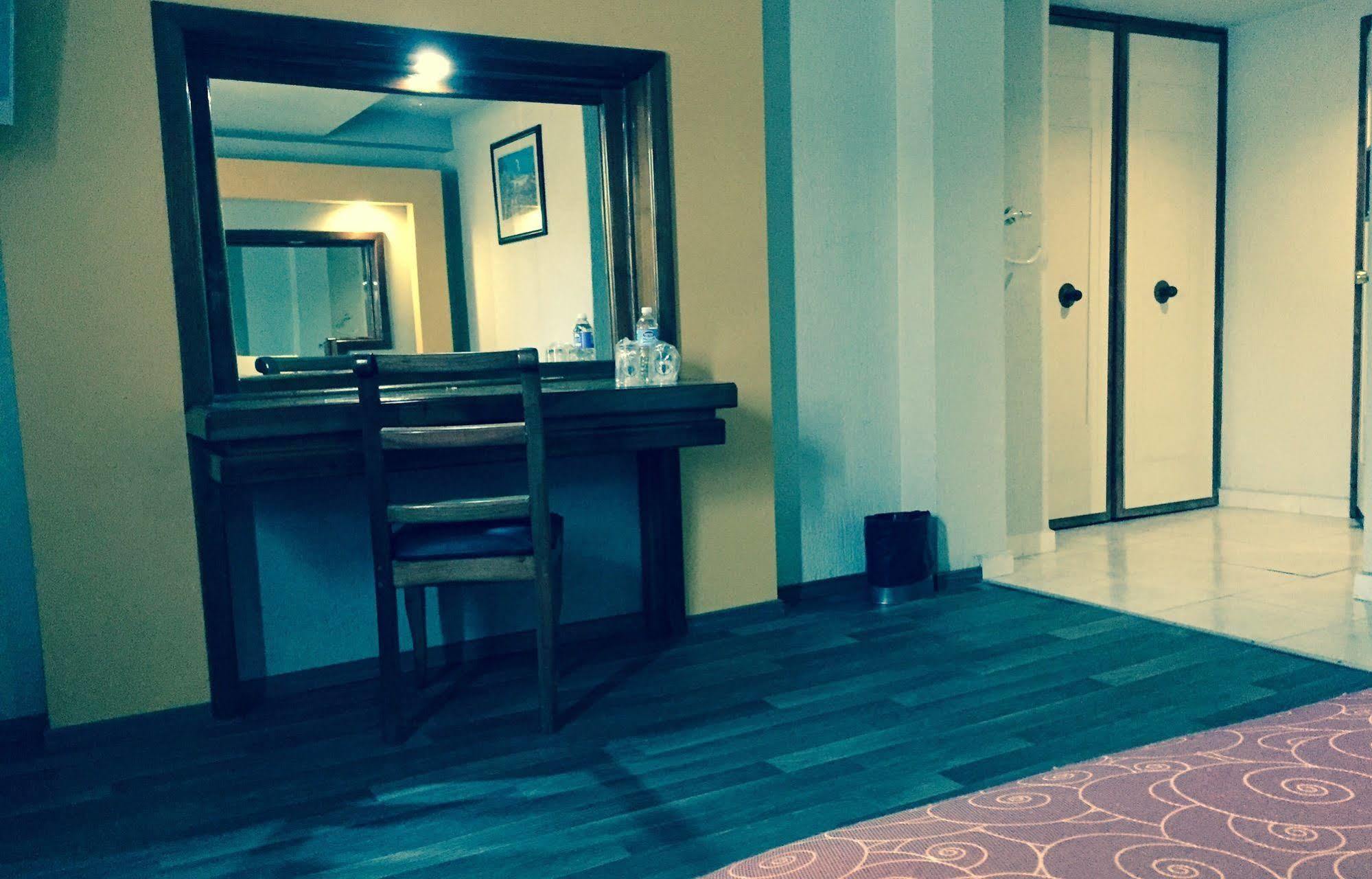 Hotel Mina Mexico City Luaran gambar